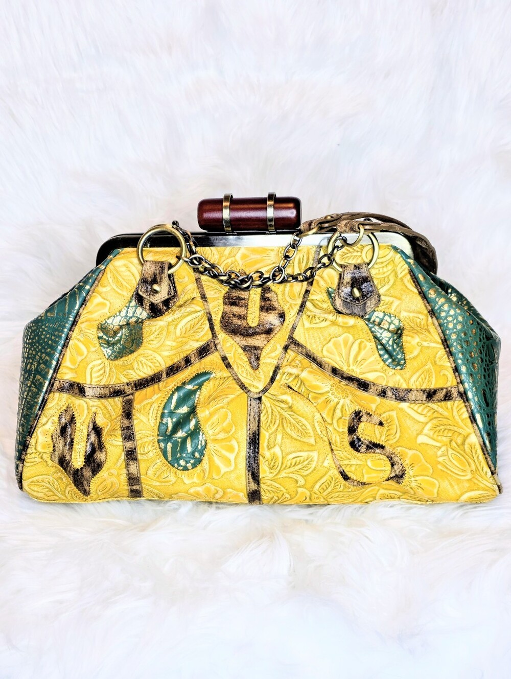Sharif Vintage Rare "Lifestyle By Sharif Original 1827" Egyptian Legacy Satchel.
